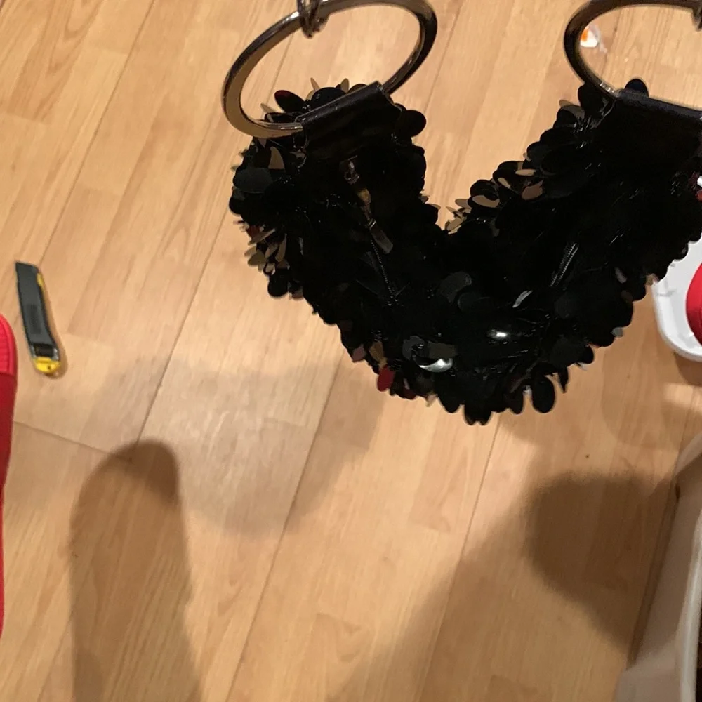 Purses - Picture 5 of 9